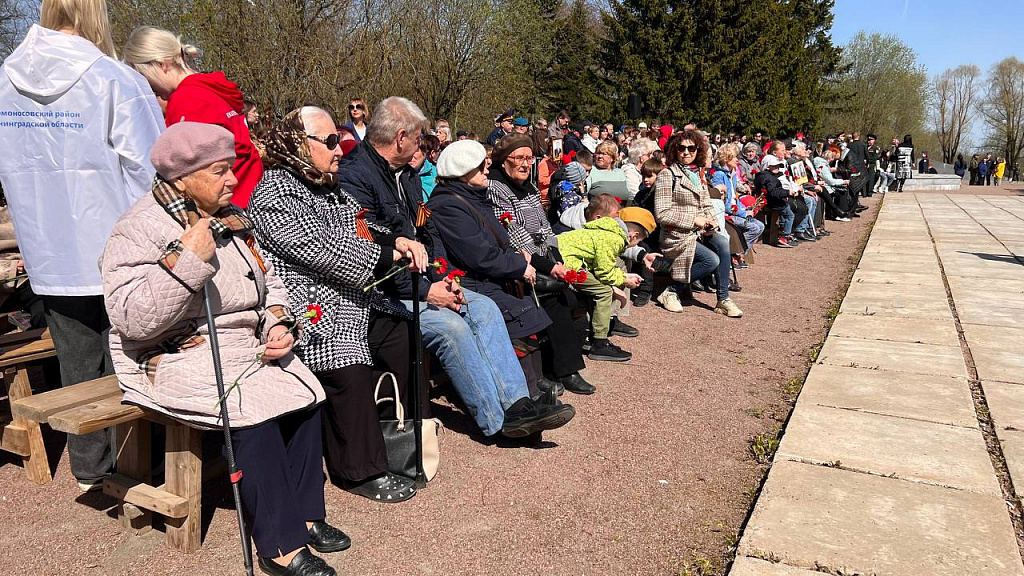 Ломоносовский район торжественно отпраздновал 78-ую годовщину Великой Победы