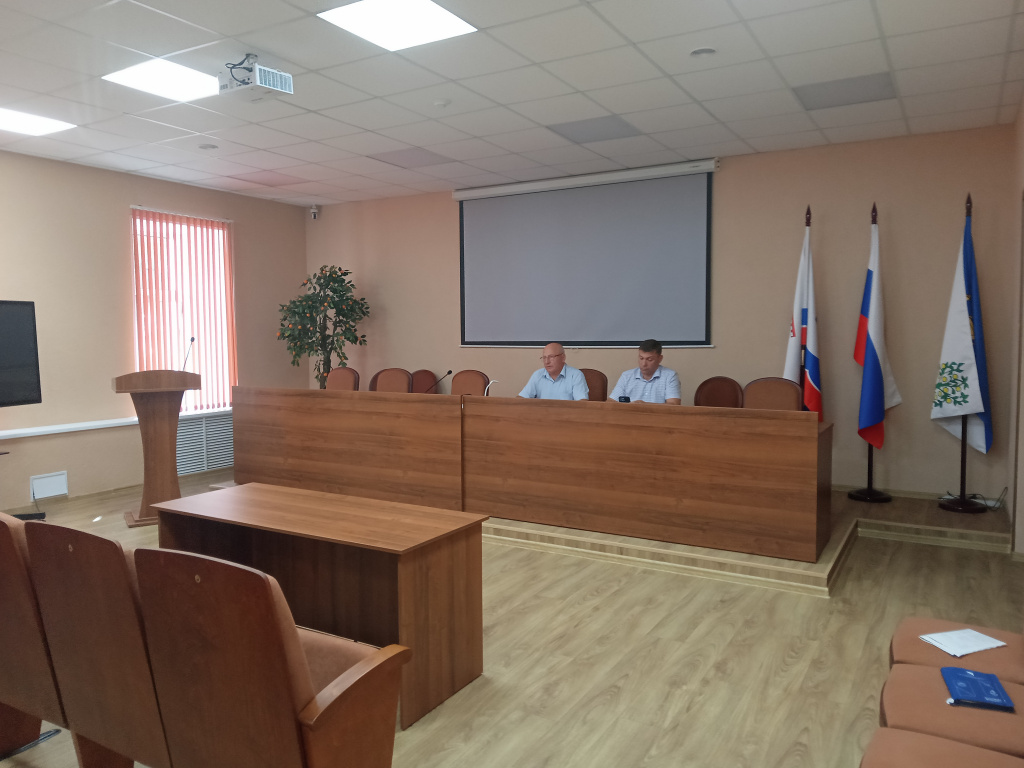 В администрации Ломоносовского района прошло совещание совета директоров агропромышленных предприятий