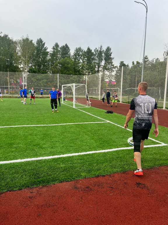 В Ломоносовском районе прошёл ряд футбольных матчей