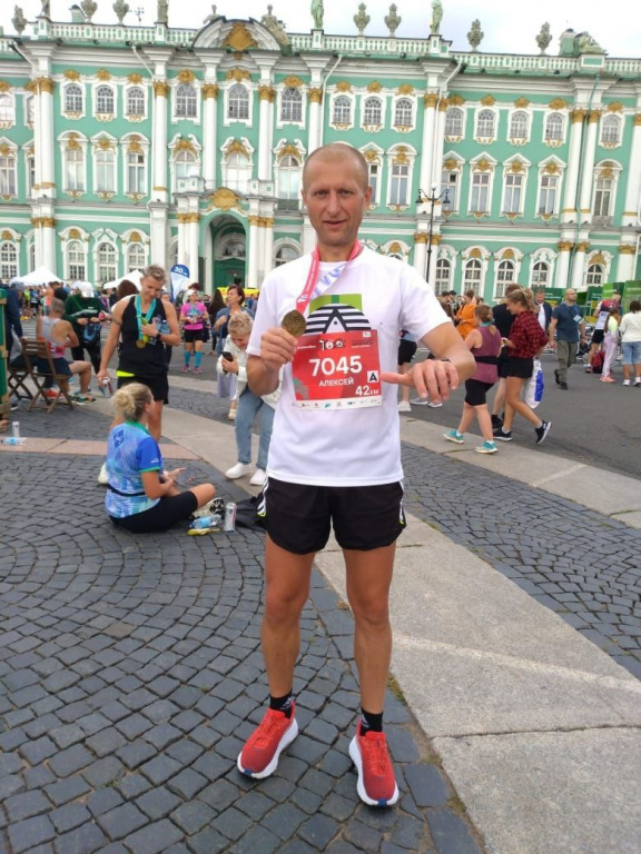 Житель Горбунков принял участие в 96-м пробеге Пушкин – Санкт-Петербург