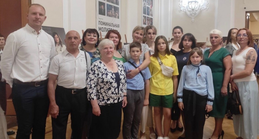 Жительницу Ломоносовского района наградили благодарственным письмом губернатора