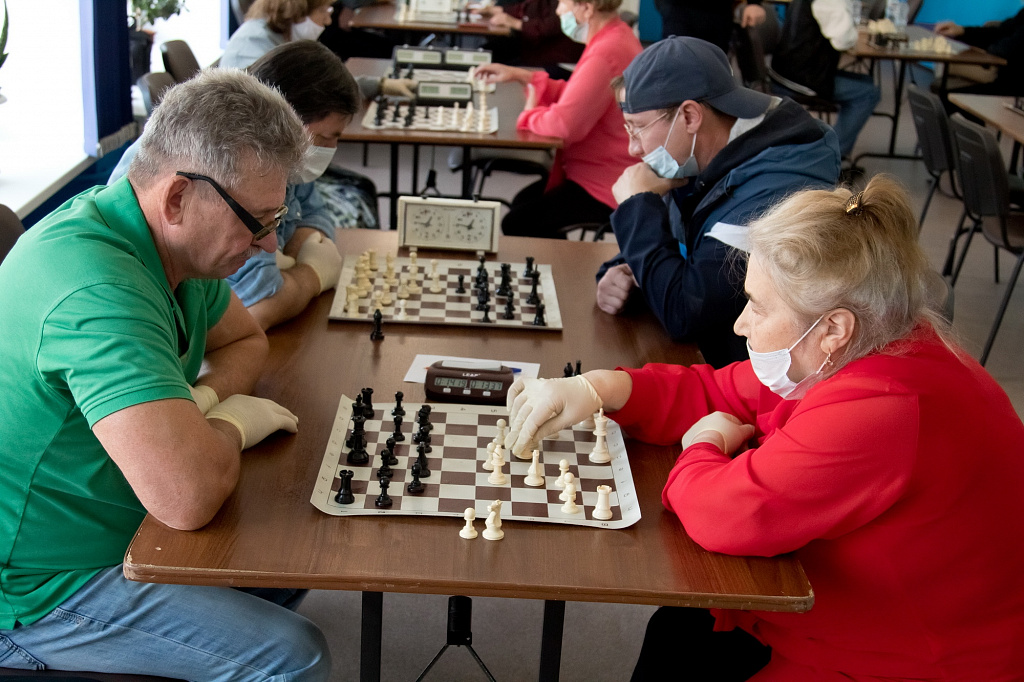 В Гостилицах прошел шахматный турнир среди ветеранов