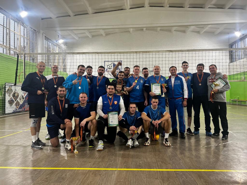 В Ломоносовском районе завершился чемпионат по волейболу среди мужчин
