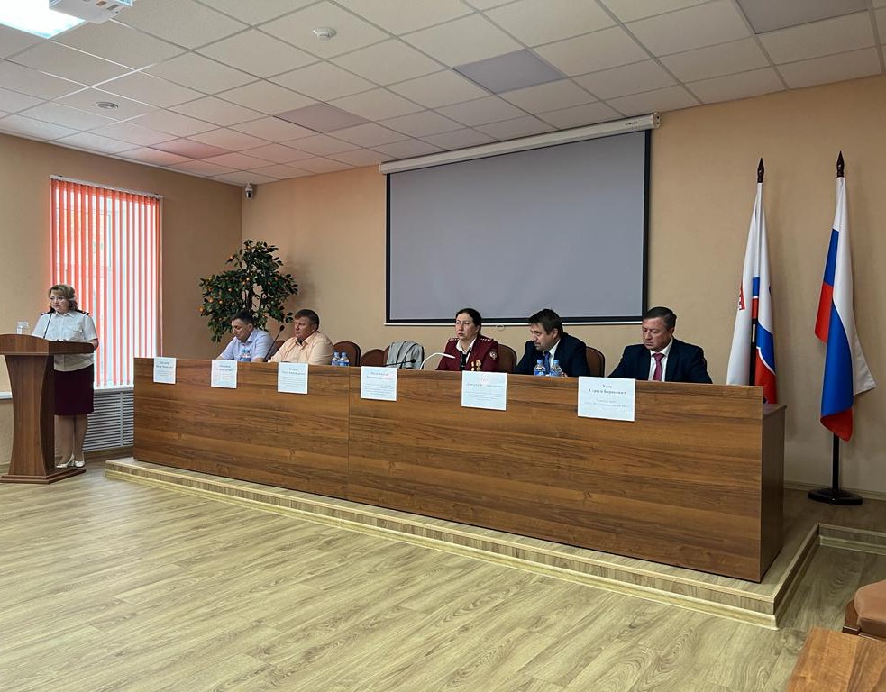 В ходе заседания санитарно-противоэпидемической комиссии обсудили меры противодействия кори на территории Ломоносовского района