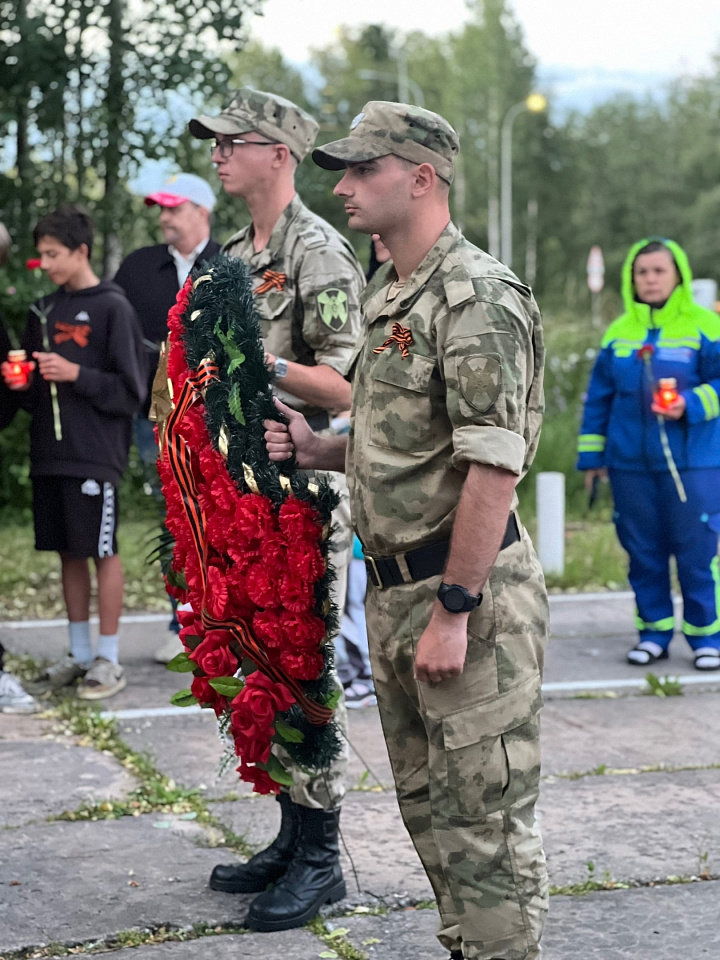 В честь Дня памяти и скорби ломоносовцы присоединились к молодёжному автопробегу