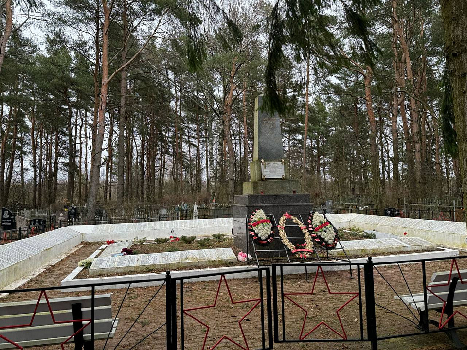 В Ломоносовском районе проверили состояние кладбищ