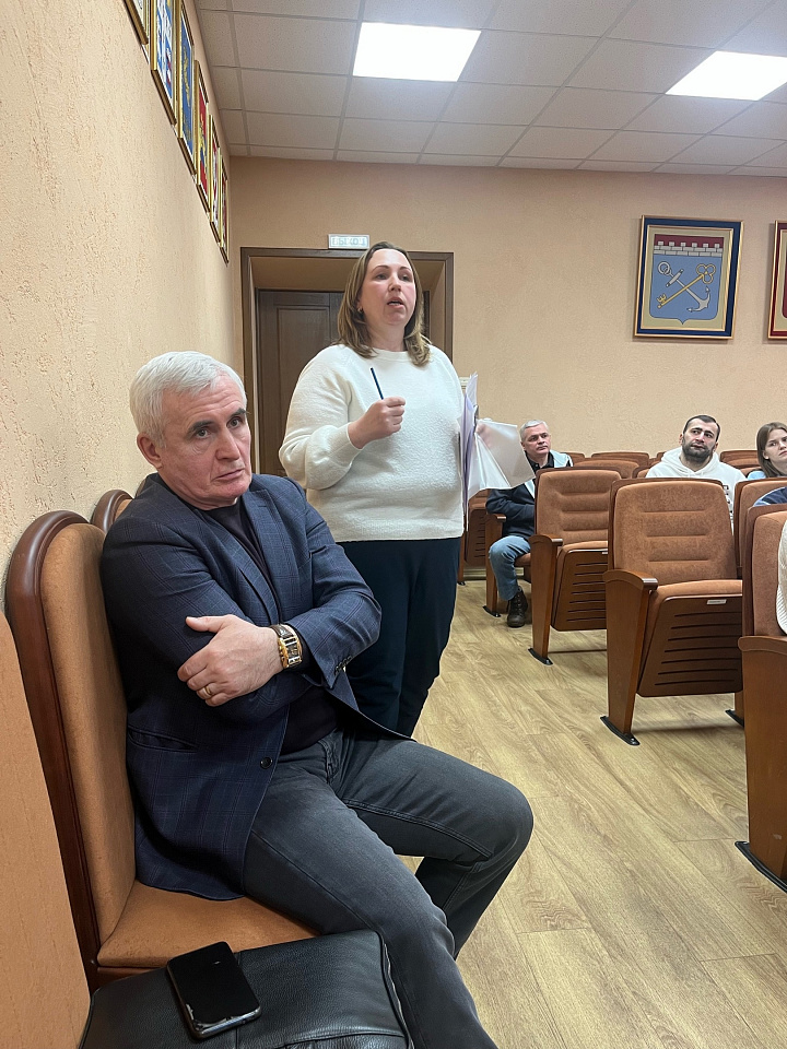 В администрации Ломоносовского района состоялась встреча представителей спортивной общественности