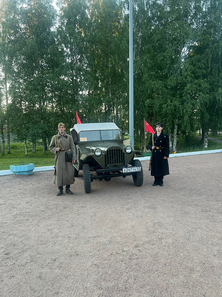 В честь Дня памяти и скорби ломоносовцы присоединились к молодёжному автопробегу